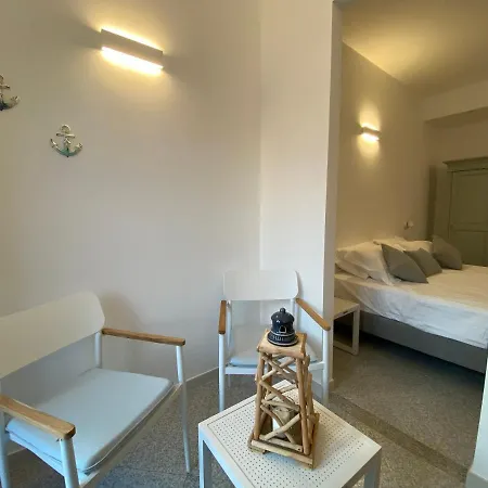 In Via Pola A 4*